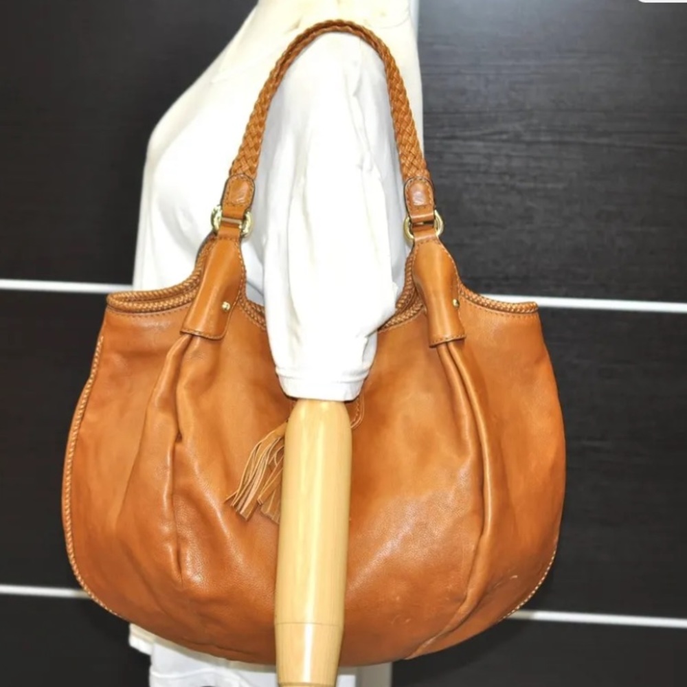 Authentic Gucci Marratech Shoulder Tote Handbag GUC